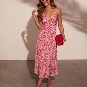 En Creme Red Floral Midi Dress